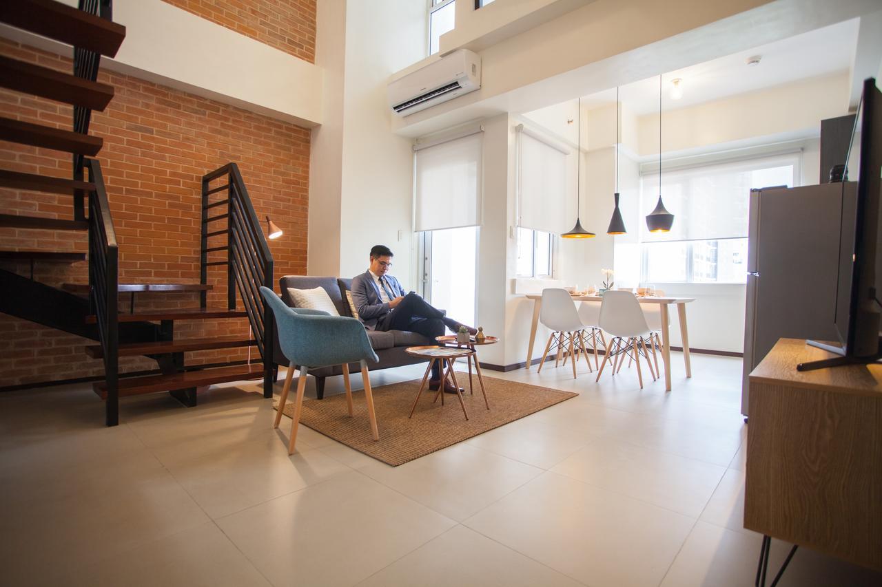 The Cirque Serviced Residences Quezon City Bagian luar foto