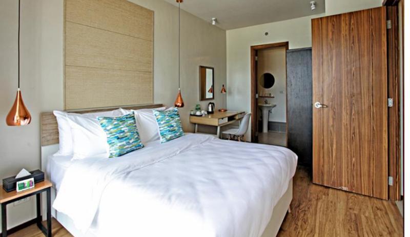 The Cirque Serviced Residences Quezon City Bagian luar foto