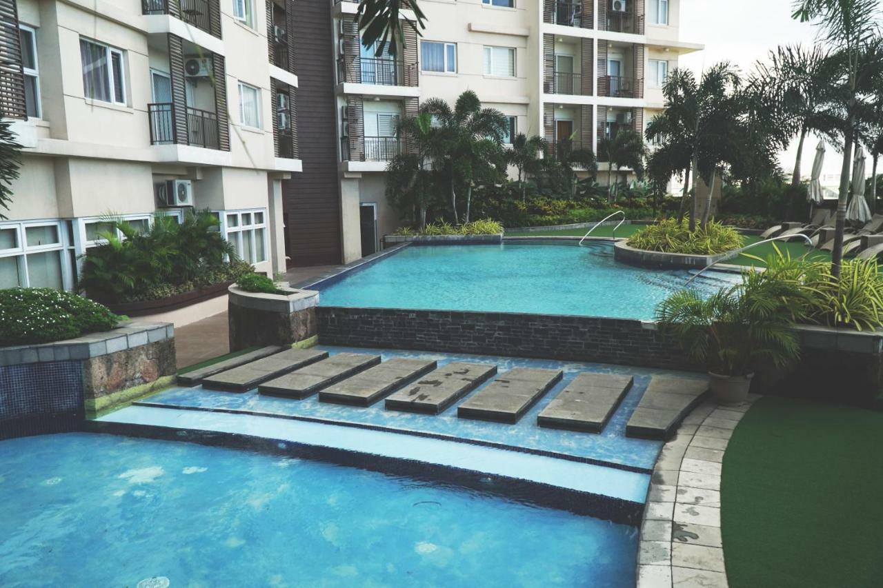 The Cirque Serviced Residences Quezon City Bagian luar foto